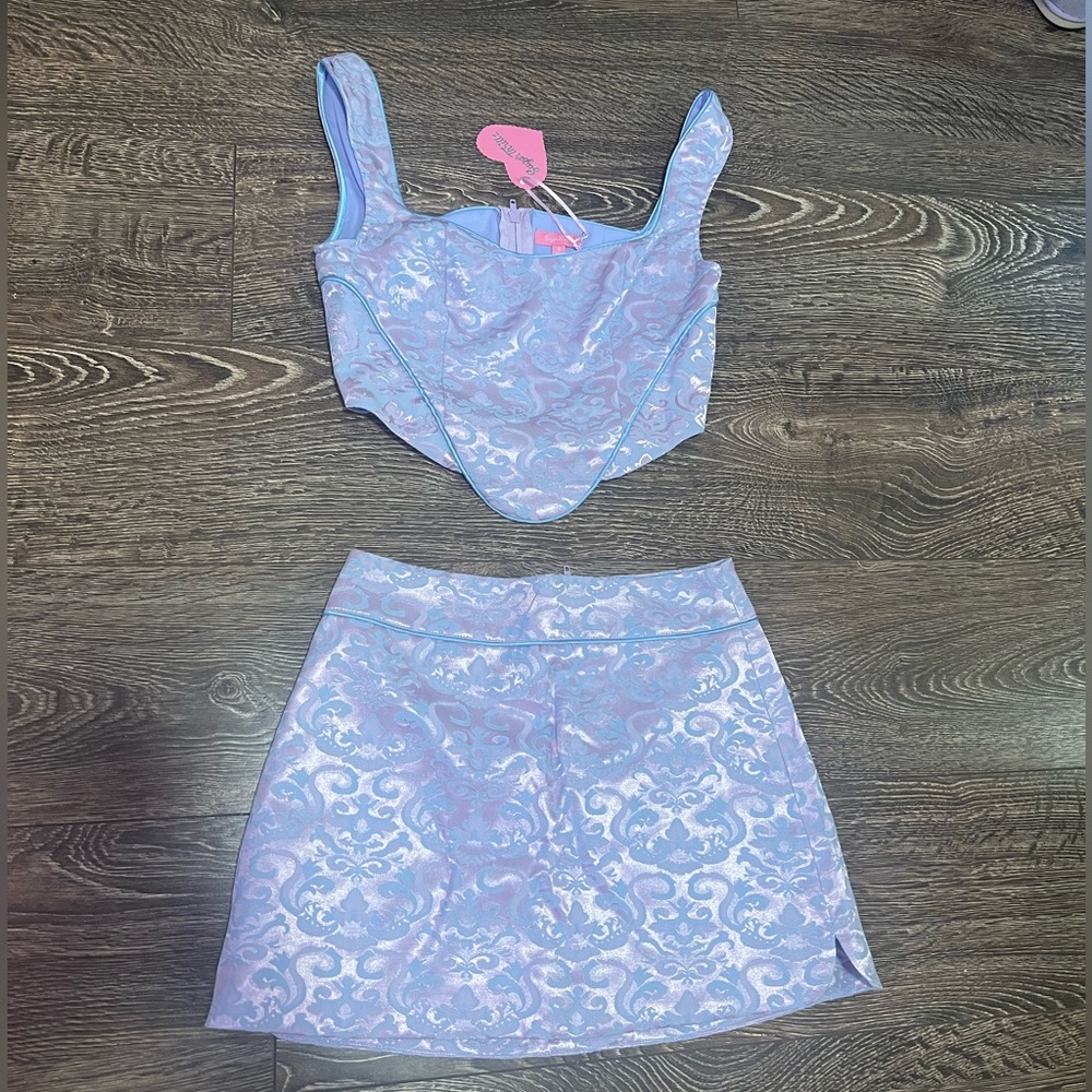 Lavender Brocade Crop Top & Skirt Set - Women's Two-Piece